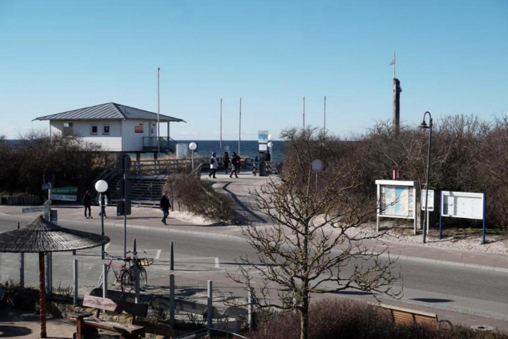 Fewo 08 Seemoewe Mit Blick Auf Salzhaff Und Ostsee Rerik Extérieur photo